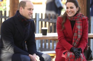 Le Prince William et son épouse Kate avait effectué un voyage en train à travers la Grande-Bretagne en décembre 2020 pour remercier les travailleurs jugés essentiels, durant la pandémie de Covid-19. (Chris Jackson/Pool via AP) KEYSTONE/AP pool Getty/CHRIS JACKSON